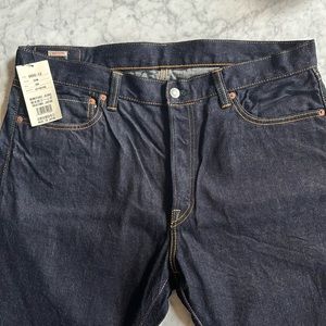 Momotaro Dark wash jeans. W38, tapered fit.